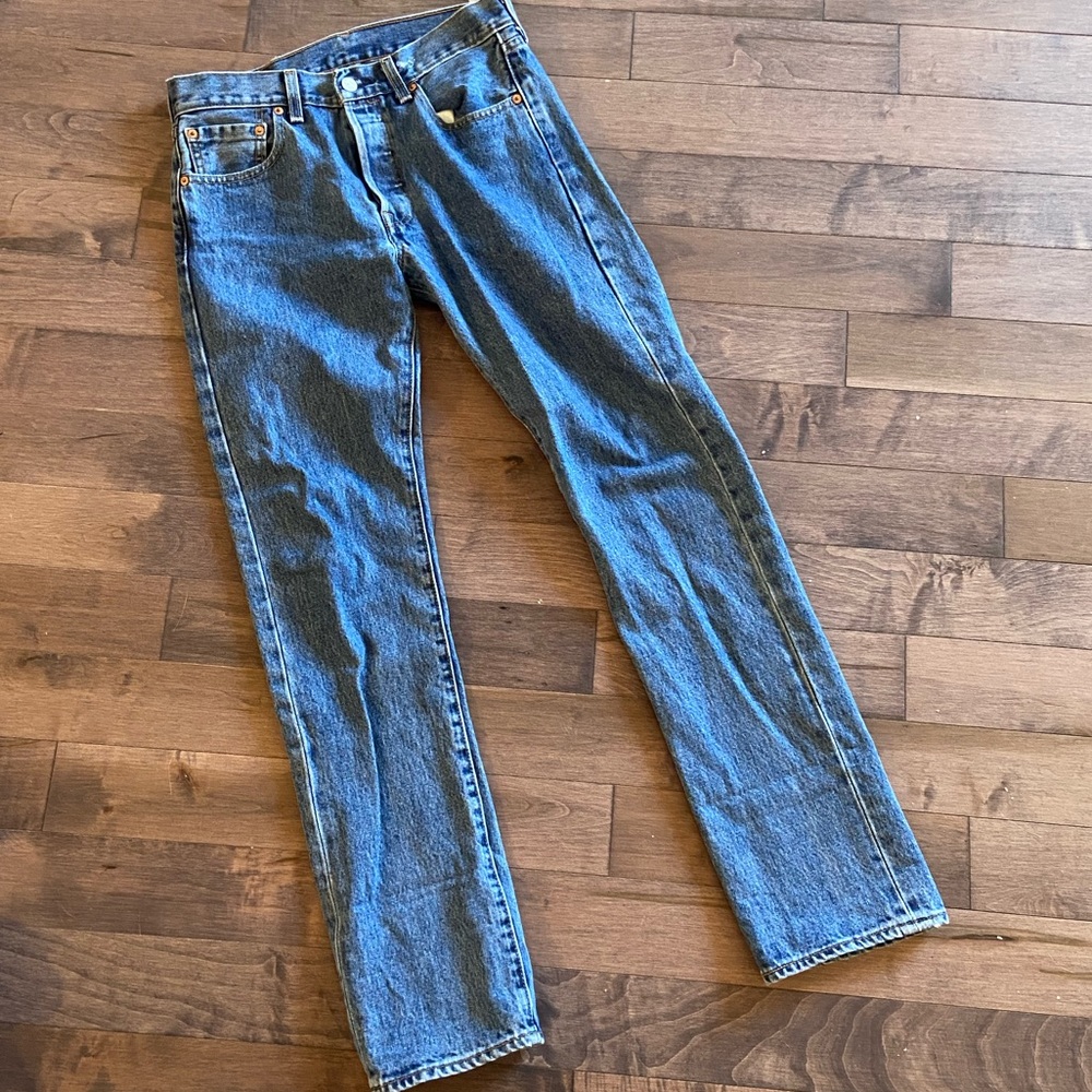 Levi’s 501 Jeans - Picture 1 of 10